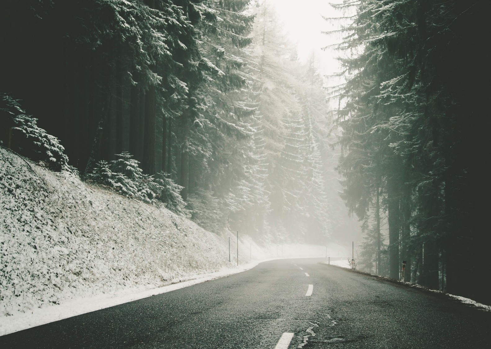 winter road
