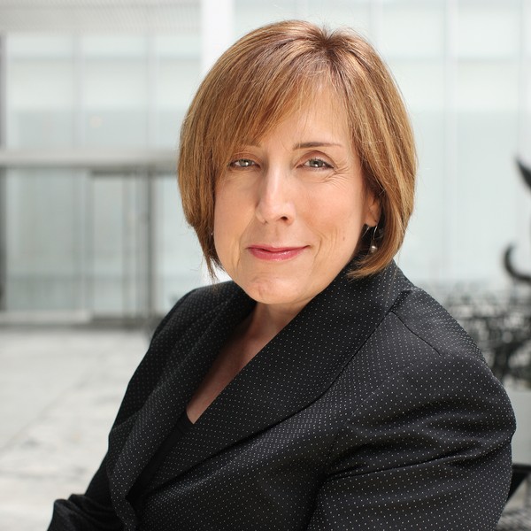 Misti Traya desktop Wallpapers